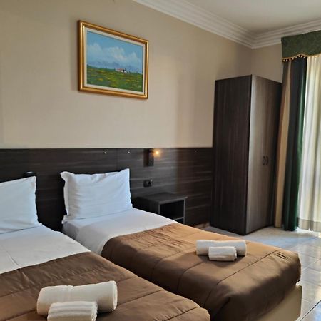 Hotel Romano Torino Esterno foto