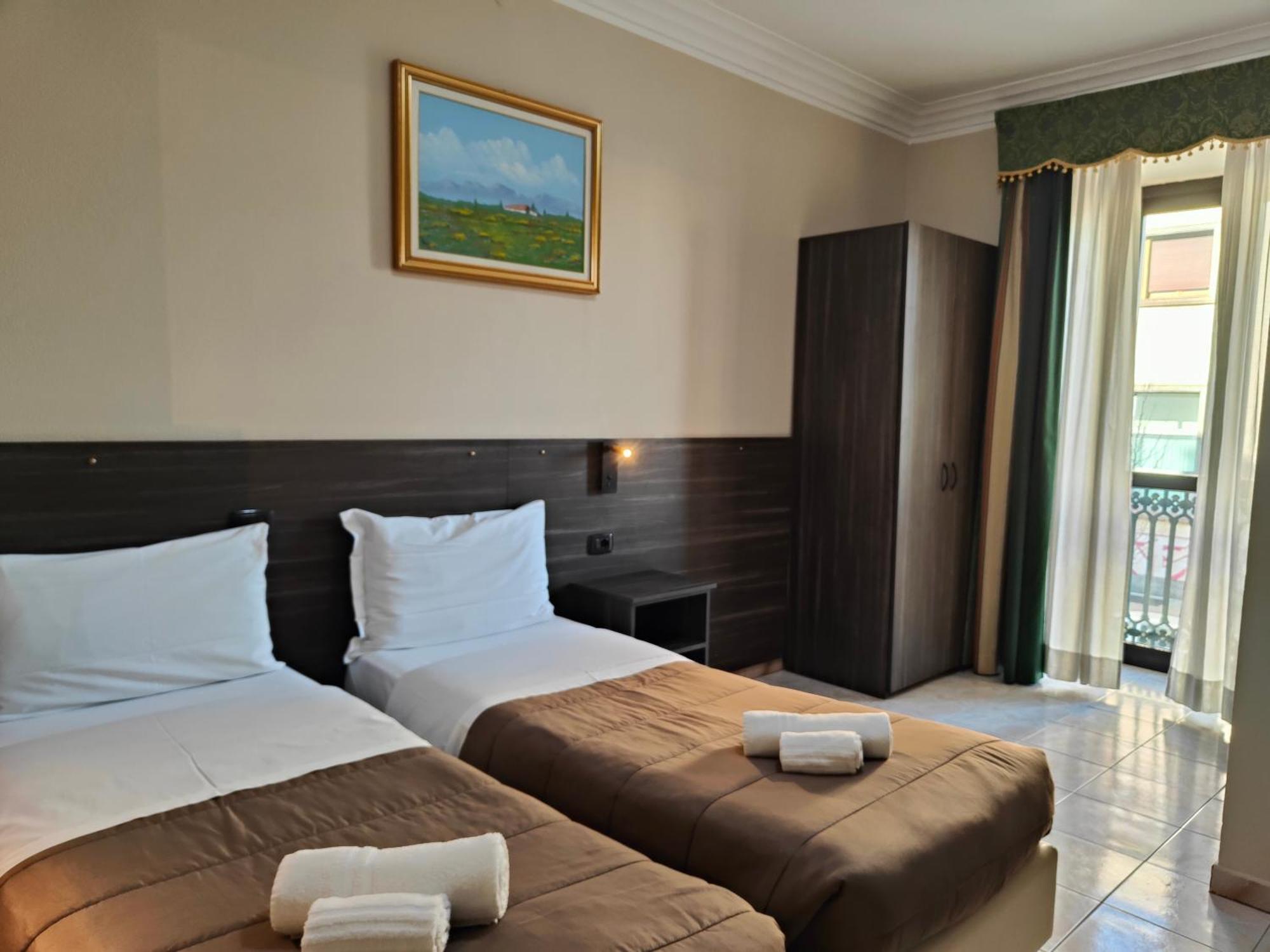 Hotel Romano Torino Esterno foto