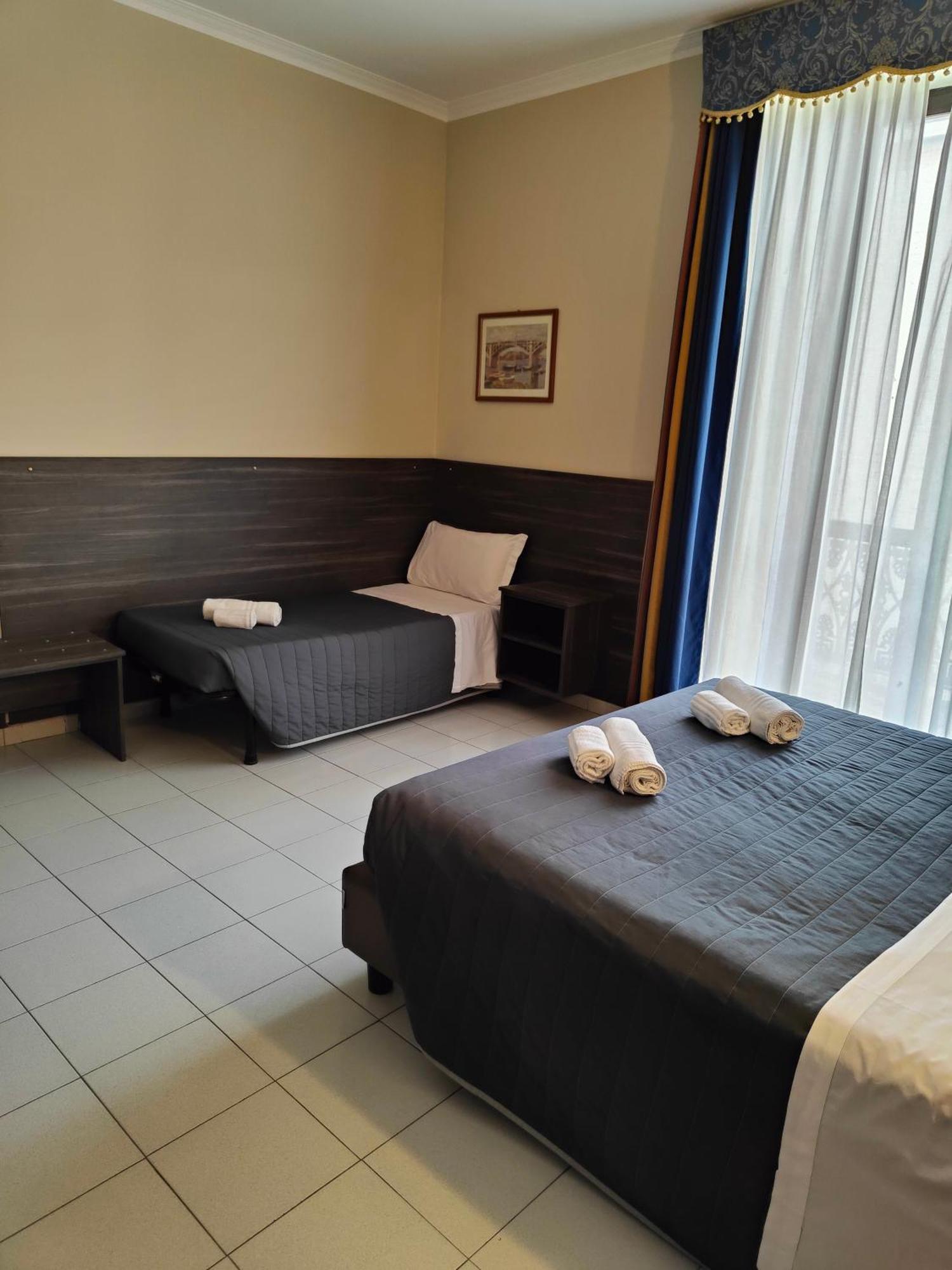 Hotel Romano Torino Esterno foto