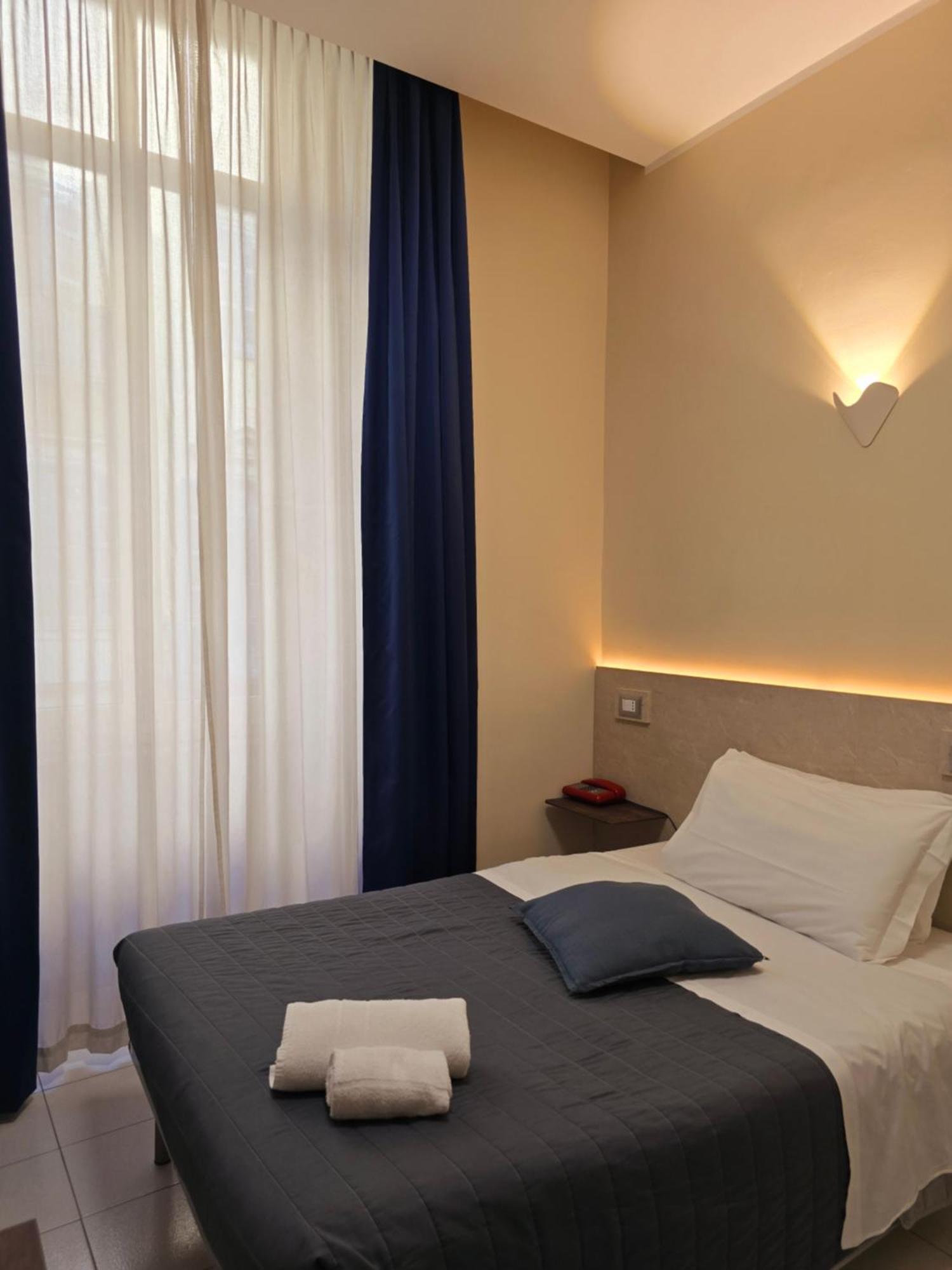 Hotel Romano Torino Esterno foto