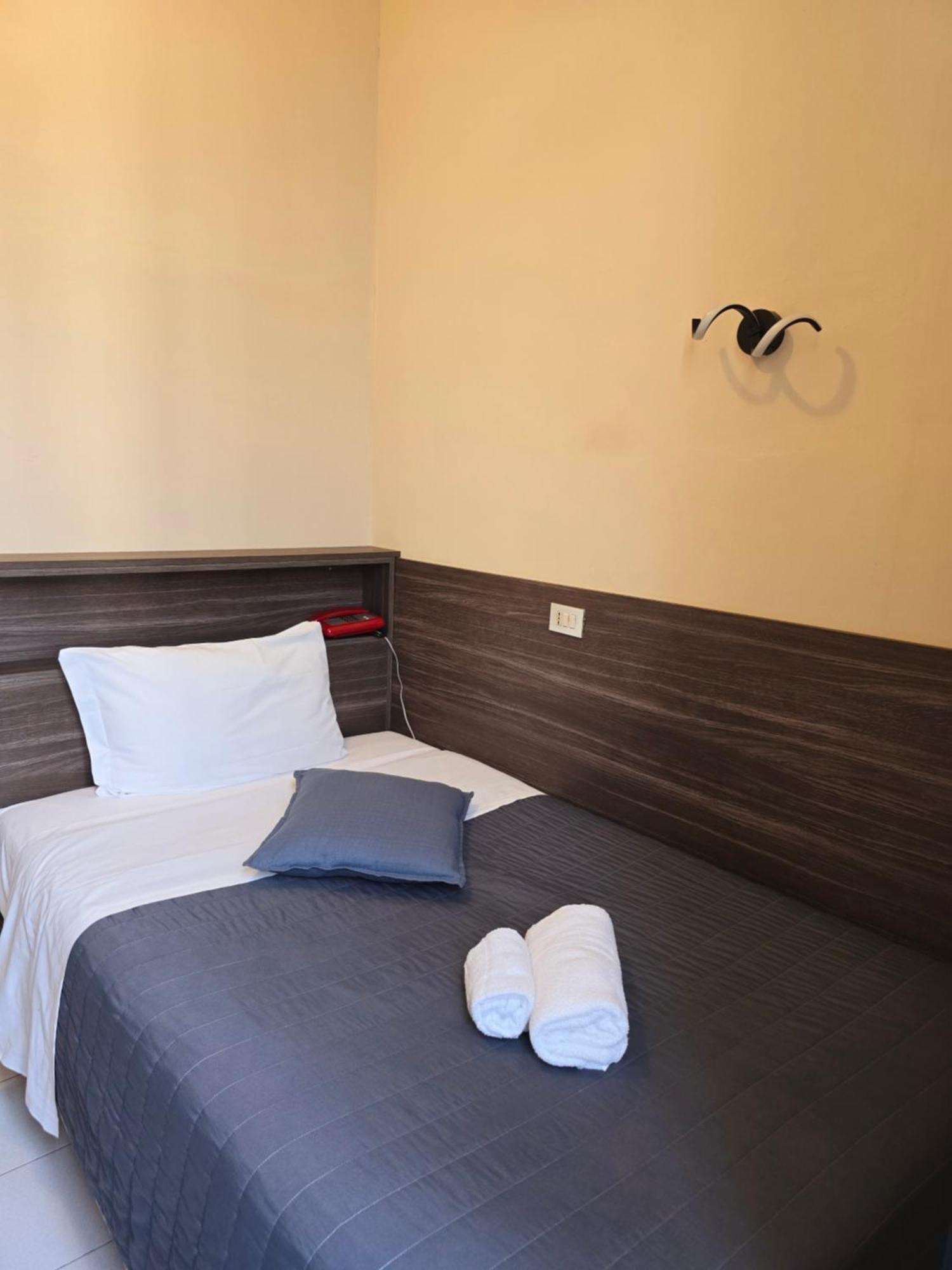 Hotel Romano Torino Esterno foto